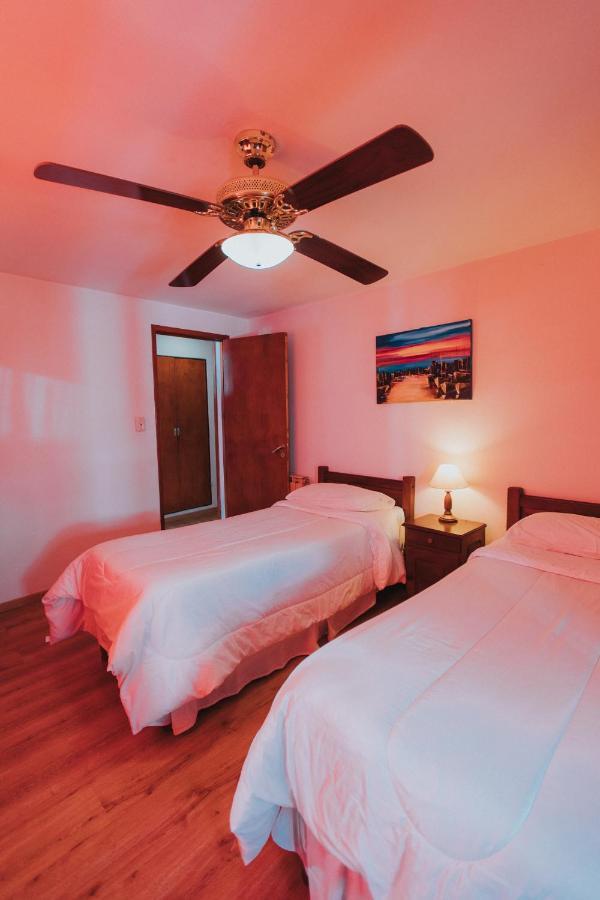 Hostal L' Hirondelle (Adults Only) ลาฟัลดา ภายนอก รูปภาพ